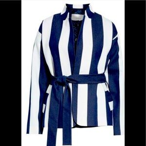 Lewit Strip Tie Waist Blazer with Vest insert